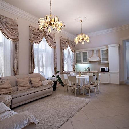 Bel Apartments Odessa Esterno foto