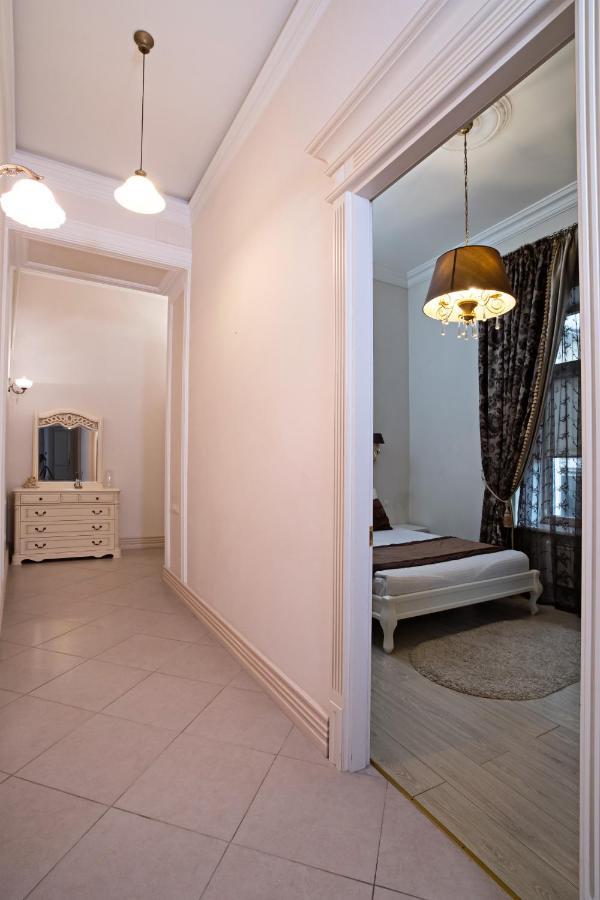 Bel Apartments Odessa Esterno foto