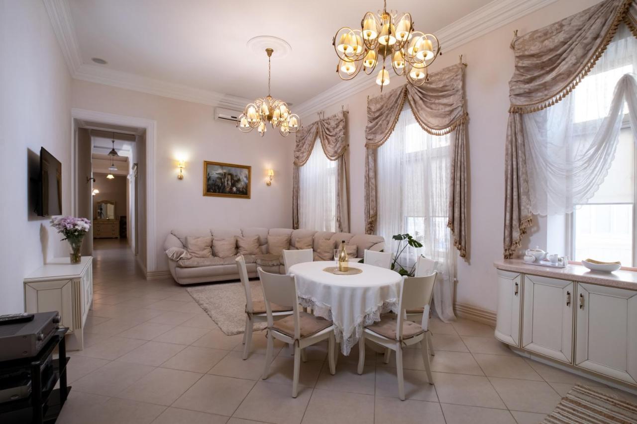 Bel Apartments Odessa Esterno foto